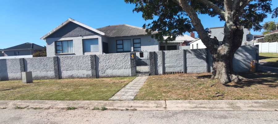 3 Bedroom Property for Sale in Glenhurd Eastern Cape